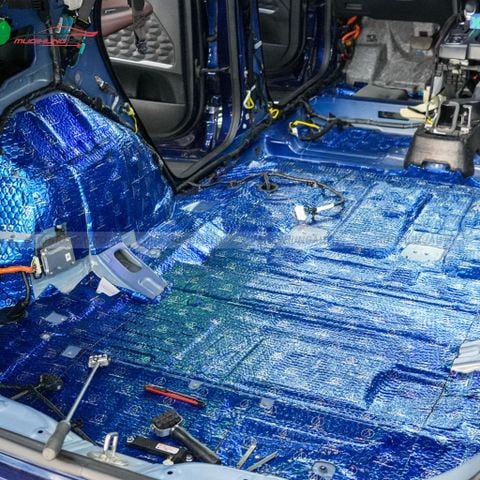 Cách âm cốp xe Peugeot 5008