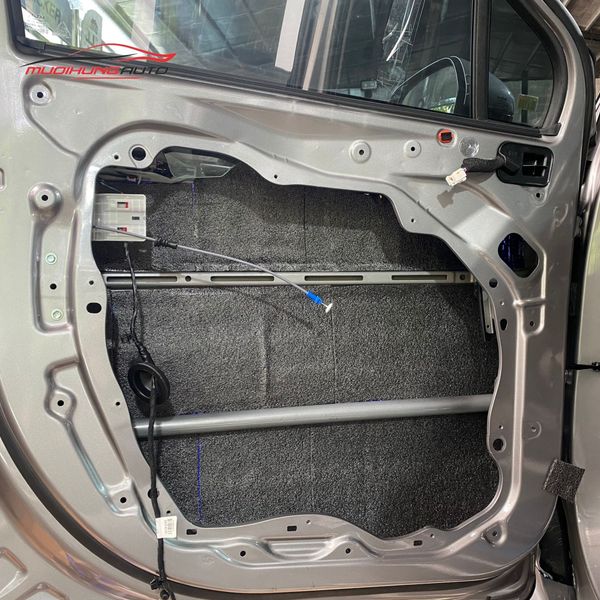 Cách Âm Chống Ồn Cửa Xe Ô Tô