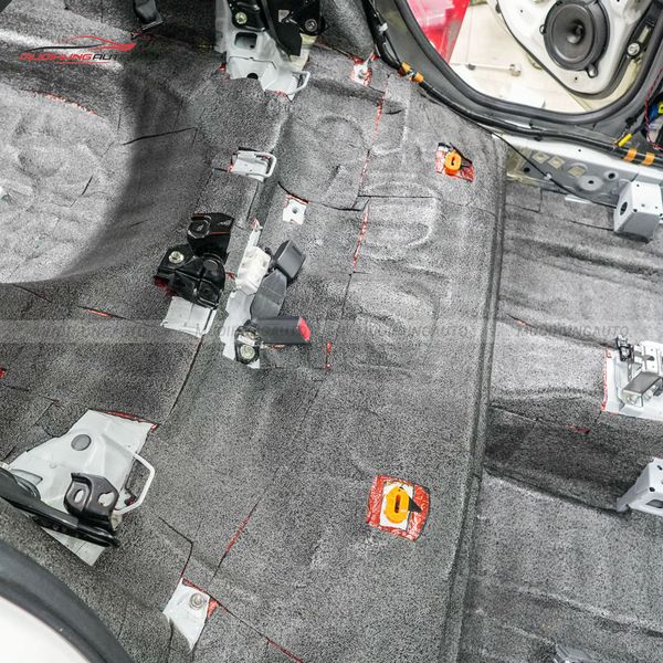 Cách Âm Sàn Xe Mazda 2 2019