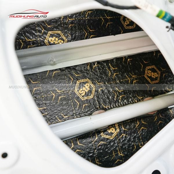 Cách Âm Cửa Xe Suzuki Ertiga