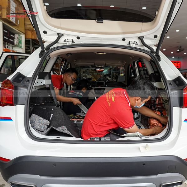 Cách Âm Cốp Xe BMW X1