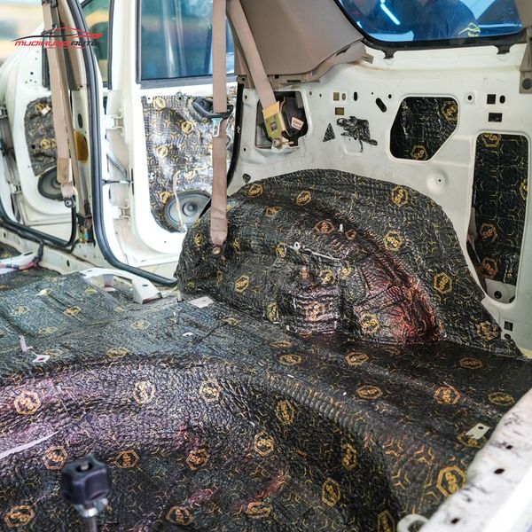 Cách Âm Cốp Xe Ford Escape 2002