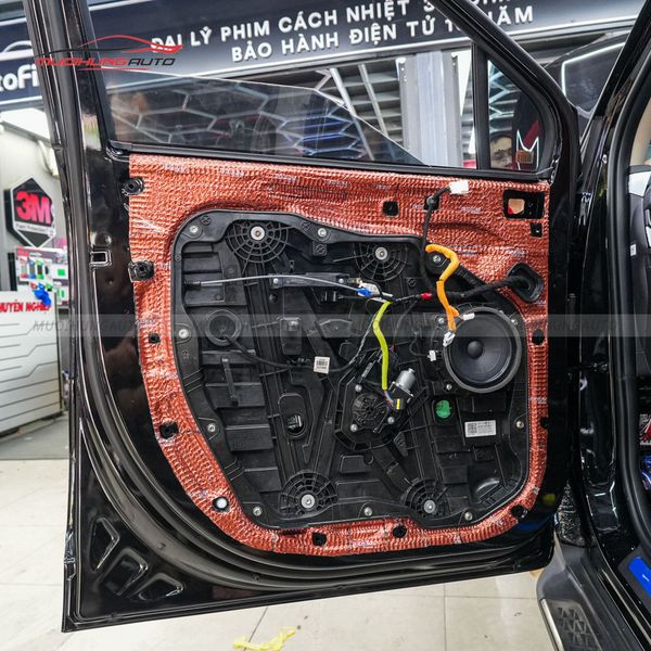 Cách Âm Cửa Xe Kia Carnival 2025
