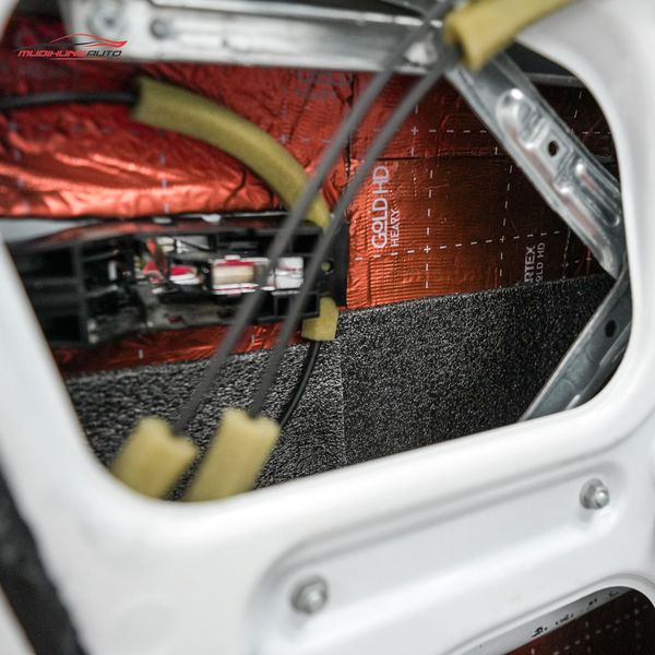 Cách Âm Cửa Xe Nissan Navara 2022