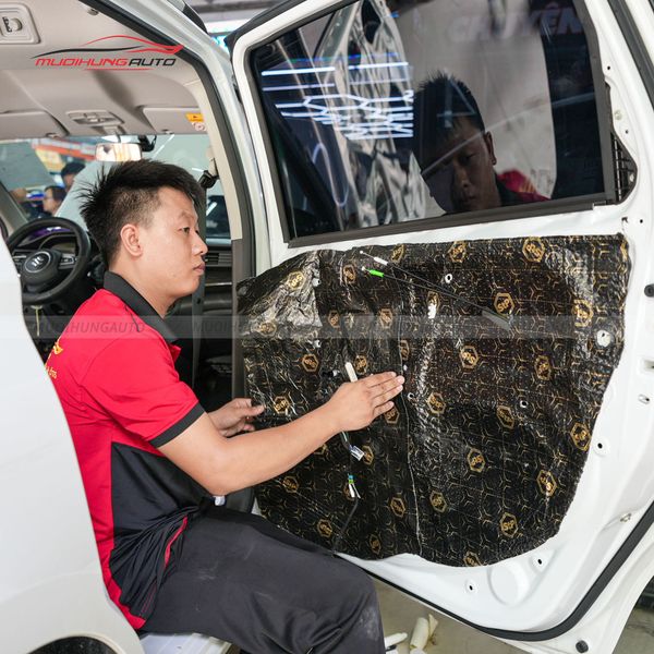 Cách Âm Cửa Xe Suzuki Ertiga