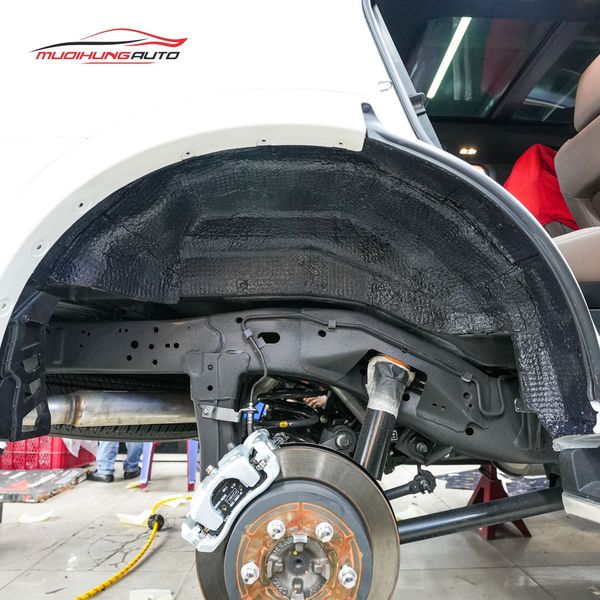 Cách Âm Hốc Bánh Ford Everest 2023