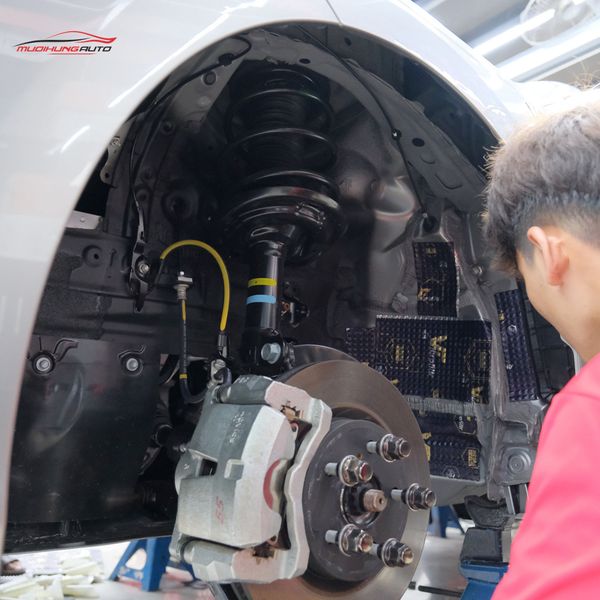 Cách Âm Hốc Bánh Lexus LS460L 2022