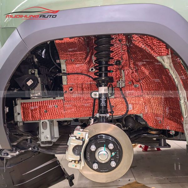 Cách Âm Hốc Bánh Ô Tô Vinfast Minio Green