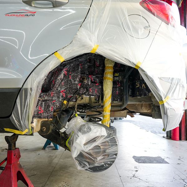 Cách Âm Hốc Bánh Ford Ecosport 2016