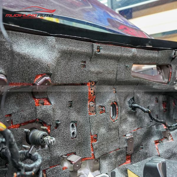 Cách Âm Vách Ngăn Khoang Máy Ô Tô Vinfast Minio Green