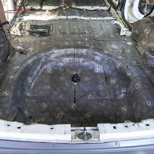 Cách Âm Cốp Xe Ford Escape 2002