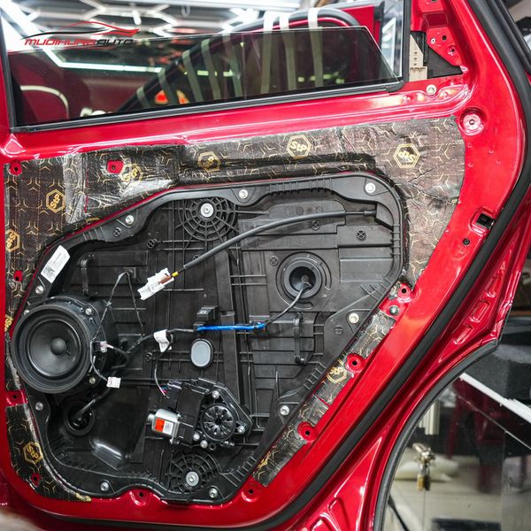 Cách Âm Cửa Xe Kia Sorento 2023