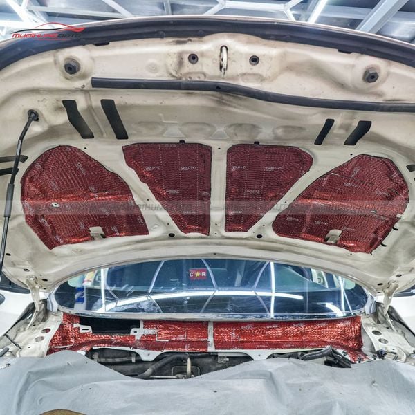 Cách Âm Đường Chân Kính Mazda 2 2019