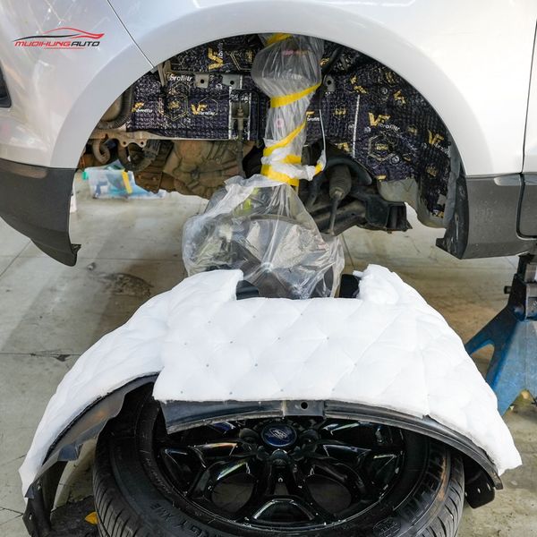 Cách Âm Hốc Bánh Ford Ecosport 2016