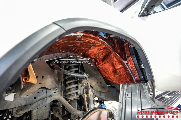 Dán Cách Âm Chống Ồn DrARTEX Chính Hãng Cho Xe Toyota Fortuner