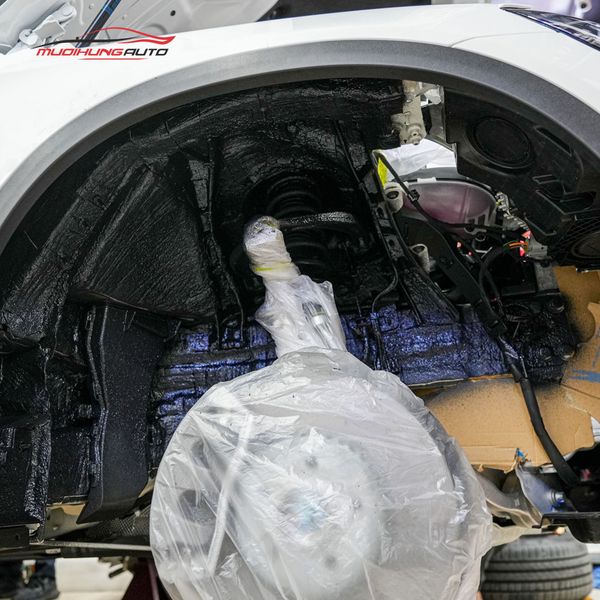 Cách Âm Hốc Bánh Mercedes GLC 300