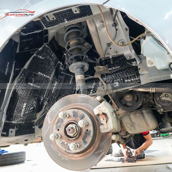 Cách Âm Hốc Bánh Mitsubishi Attrage 2015