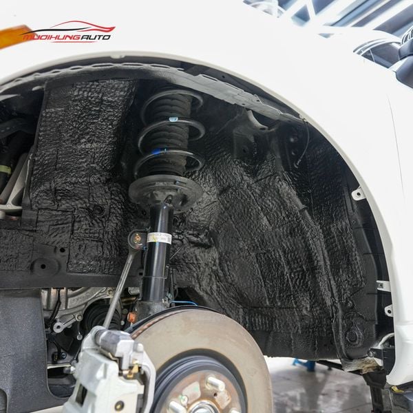 Cách Âm Hốc Bánh Honda CRV 2024