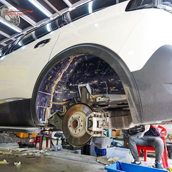 Cách Âm Hốc Bánh Peugeot 5008