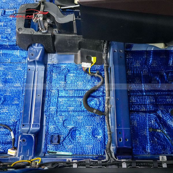 Cách Âm Sàn Xe Hyundai Santafe 2019