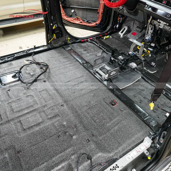 Cách Âm Sàn Xe Kia Carnival 2025