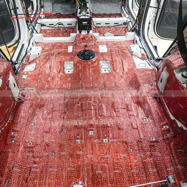Cách Âm Sàn Xe Hyundai Stargazer
