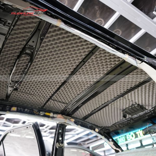 Cách Âm Trần Xe Mitsubishi Outlander 2020