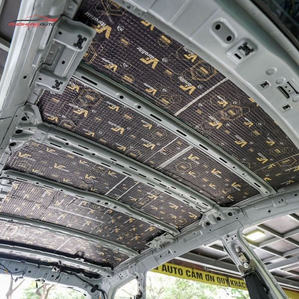 Cách Âm Trần Xe Kia Rondo 2015