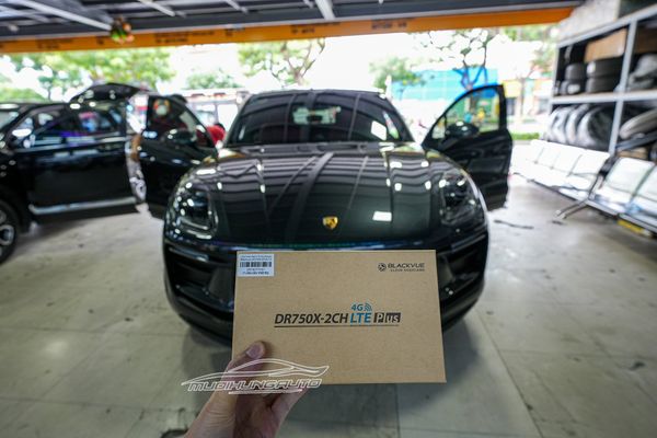 Camera Hành Trình Blackvue DR750X-2CH LTE Plus Cho Xe Porsche Macan