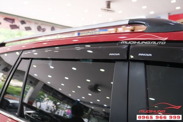 Che Mưa Xe Toyota Innova Venturer Giá Rẻ