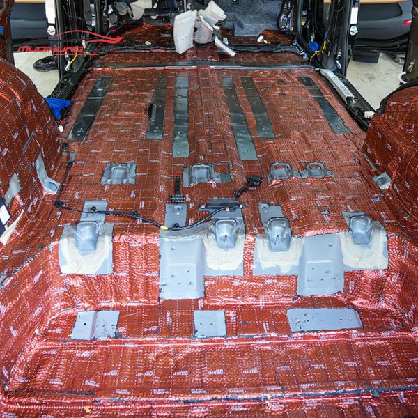 Cách Âm Chống Ồn Ô Tô 7 chỗ