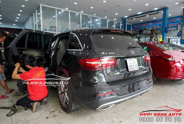 Độ Hít Cửa Tự Động Cao Cấp Cho Mercedes GLC 300 Tiện Lợi - An Toàn