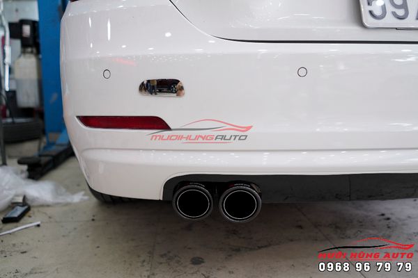 Độ Pô Akrapovic Thể Thao Cho Xe BMW 420i Mẫu Pô Đôi Chất Lượng