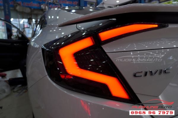 Civic 2019 Thay Đèn Hậu Nguyên Cụm Siêu Đẹp