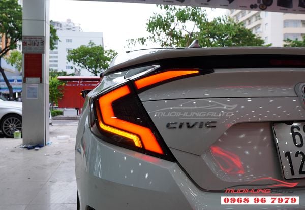 Civic 2019 Thay Đèn Hậu Nguyên Cụm Siêu Đẹp