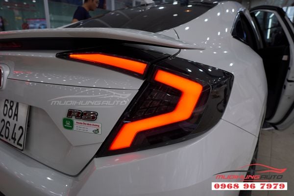 Civic 2019 Thay Đèn Hậu Nguyên Cụm Siêu Đẹp