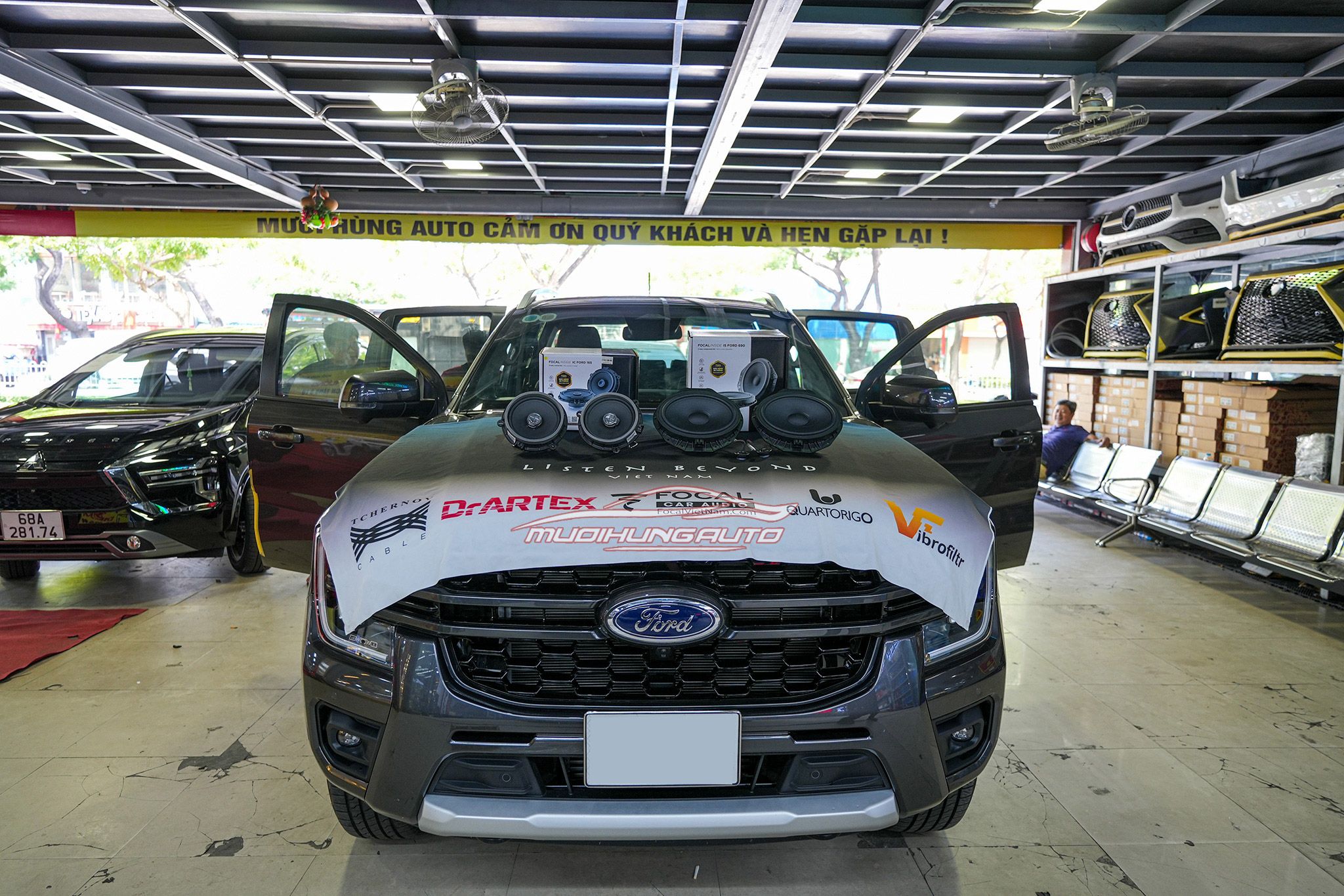 Ford Ranger R1 Combo Combo Độ Loa Cánh Cửa Focal Chính Hãng Cho Xe Ford Ranger 2023 - Mười ...