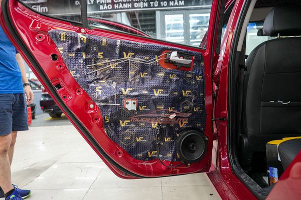 Combo Độ Loa Cánh Cửa Focal Cho Xe Hyundai I10 2016