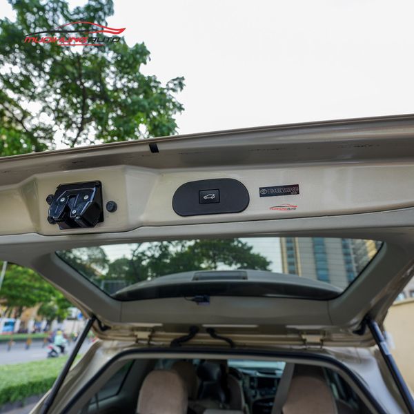 Cốp Điện Ô Tô Toyota Sienna