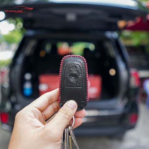 Cốp điện ô tô Ford Everest Next-Gen 2024