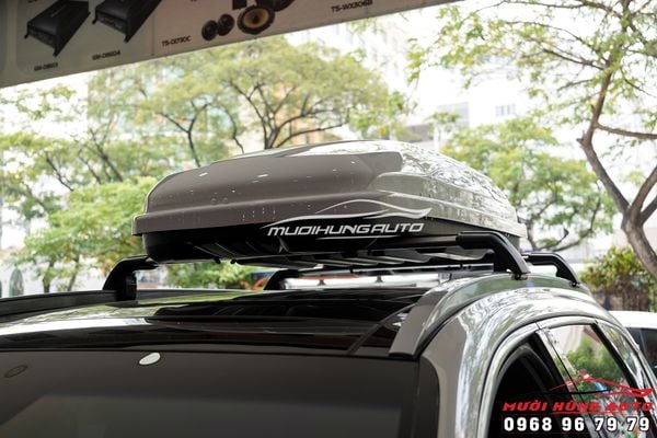 Gắn Cốp Nóc Để Đồ Kiểu Phi Thuyền Cho Xe Hyundai Santafe 2019 - 2020