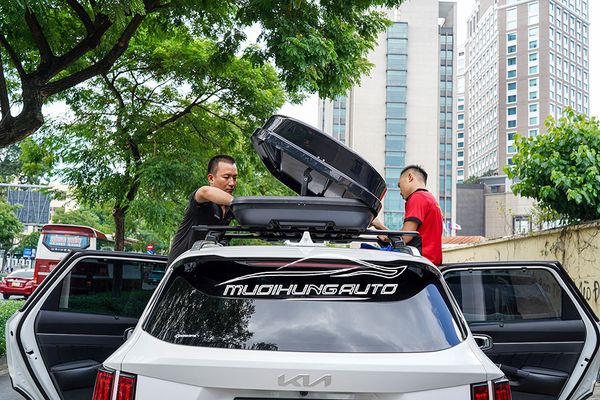 Cốp Nóc kiểu Phi Thuyền Cao Cấp Cho Xe Kia Sorento 2022