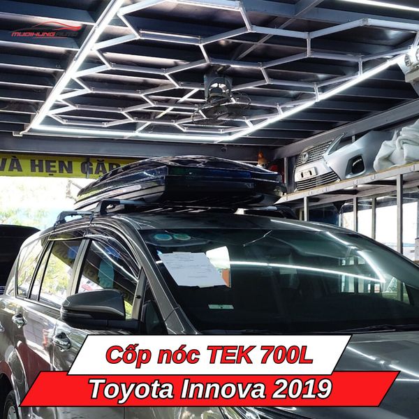 Cốp Nóc TEK 700L Cho Xe Toyota Innova 2019