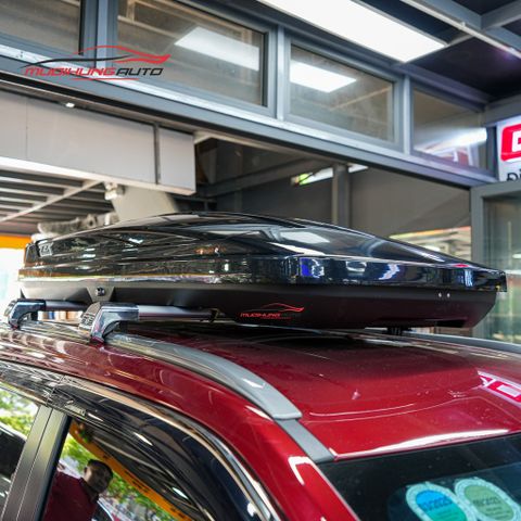 Cốp nóc xe Toyota Veloz Cross