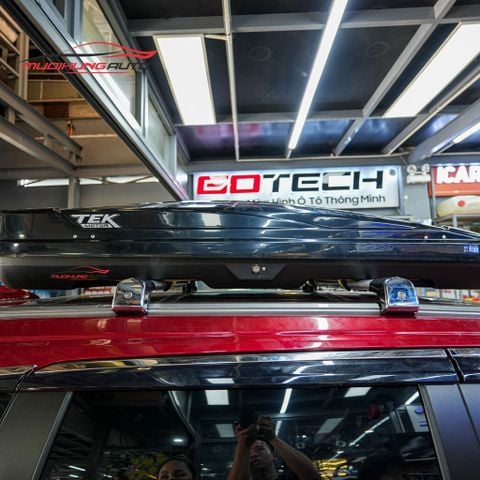 Cốp nóc xe Toyota Veloz Cross