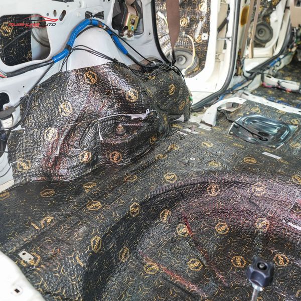 Cách Âm Cốp Xe Ford Escape 2002