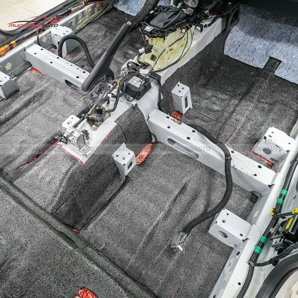 Cách Âm Sàn Xe Mazda 2 2019