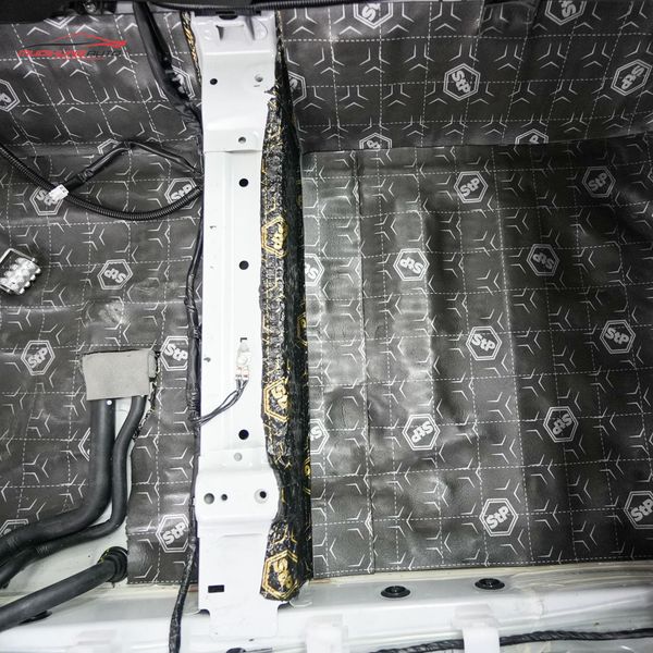 Cách Âm Sàn Xe Suzuki Ertiga 2024