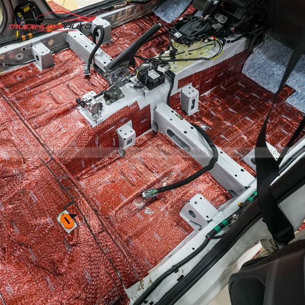 Cách Âm Sàn Xe Ô Tô Vinfast Minio Green