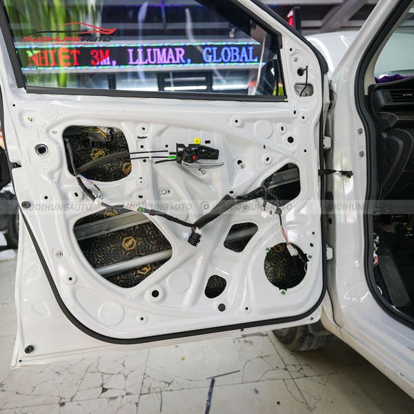 Cách Âm Cửa Xe Suzuki Ertiga